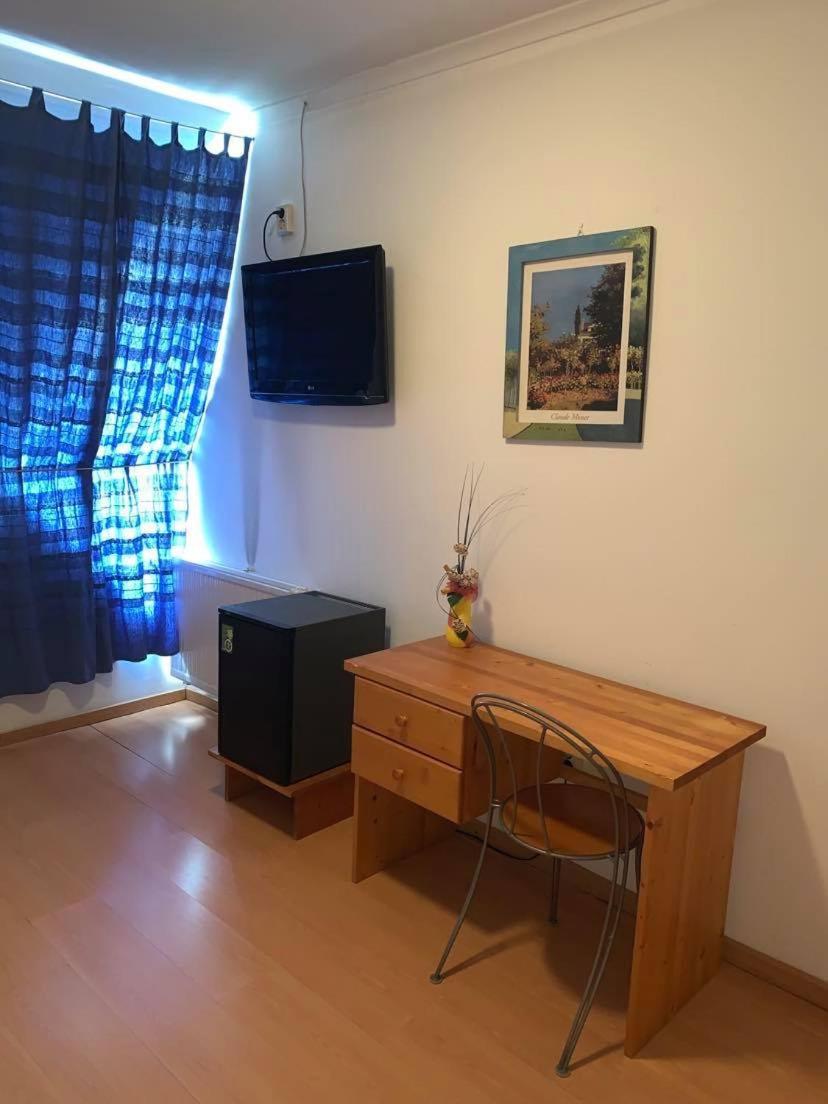 Hotel Zodiaco Szekszárd الغرفة الصورة