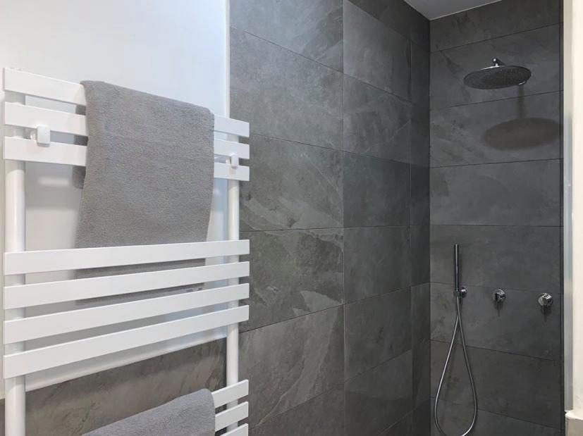 Hotel Zodiaco Szekszárd الغرفة الصورة